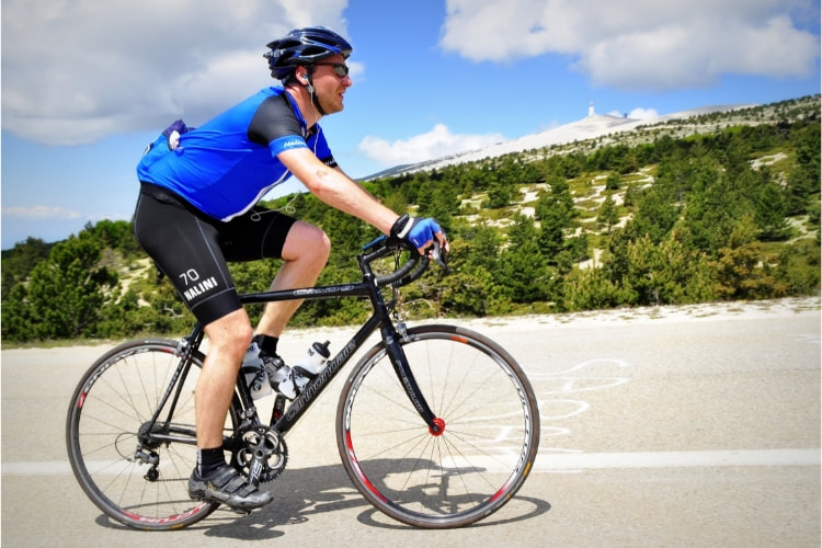 Cycling Without the Ache: Tips to Avoid Neck Pain on the Bike